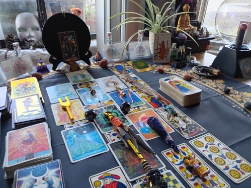 Alternate angle of the October Tarot reading, first view
